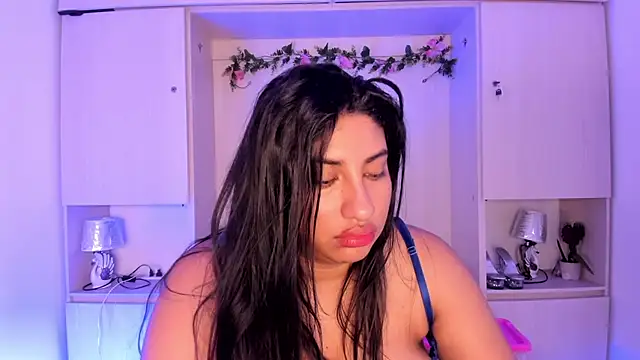 CANDYGABYY online show from July 2026 08:13:01 PM