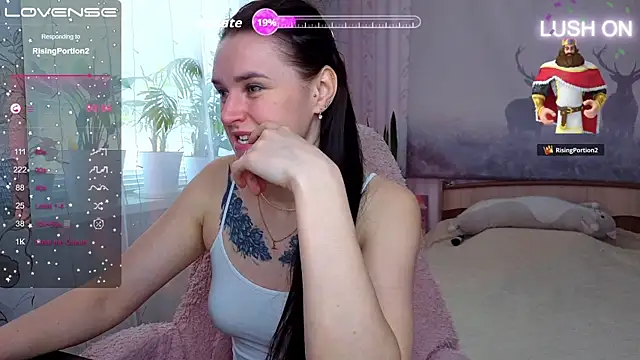 Snapshot of Bella__Swoon chatting on April 2026 06:25:01 AM Bella Swoon online show from April 2026 06:25:01 AM