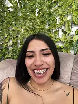 SaritaHot 69 online show from December 2024 04:43:02 PM