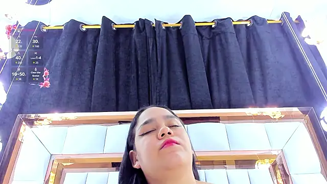 Snapshot of RileySweett chatting on March 2026 11:48:02 AM RileySweett online show from March 2026 11:48:02 AM