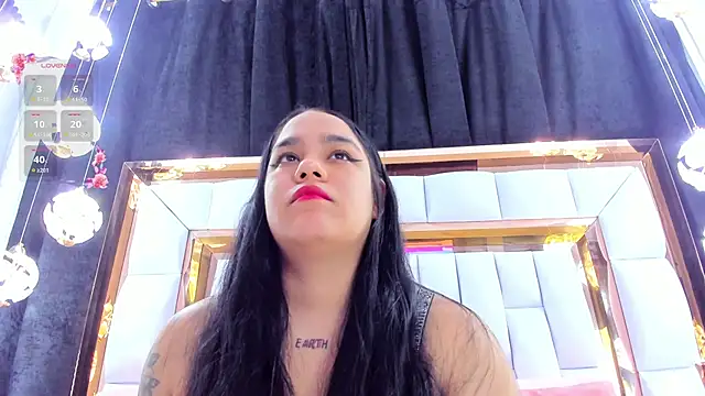 Snapshot of RileySweett chatting on March 2026 11:39:02 AM RileySweett online show from March 2026 11:39:02 AM