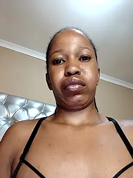 Snapshot of YourSubDesire chatting on November 2025 05:07:01 PM YourSubDesire online show from November 2025 05:07:01 PM