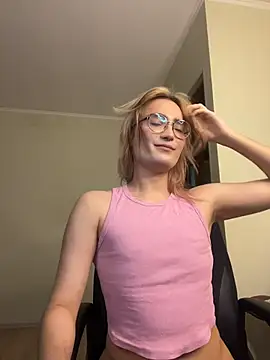 CuteYukiKun online show from October 2025 05:35:01 PM