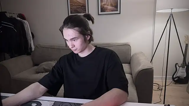 MarkusDean online show from January 2025 10:32:02 PM