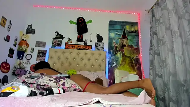 Snapshot of shantallhotxx chatting on October 2025 08:07:01 PM shantallhotxx online show from October 2025 08:07:01 PM