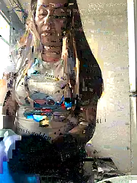 LuisaFernanda170823 online show from April 2026 08:31:02 PM