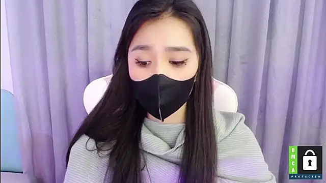 Snapshot of San___San chatting on December 2024 03:40:02 AM San San online show from December 2024 03:40:02 AM