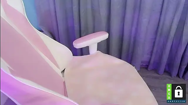 Snapshot of San___San chatting on December 2024 12:16:01 PM San San online show from December 2024 12:16:01 PM