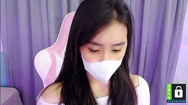 Snapshot of San___San chatting on February 2025 02:28:02 AM San San online show from February 2025 02:28:02 AM