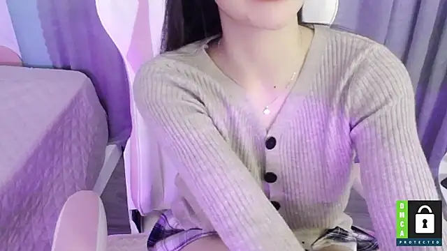 Snapshot of San___San chatting on February 2025 06:12:01 PM San San online show from February 2025 06:12:01 PM