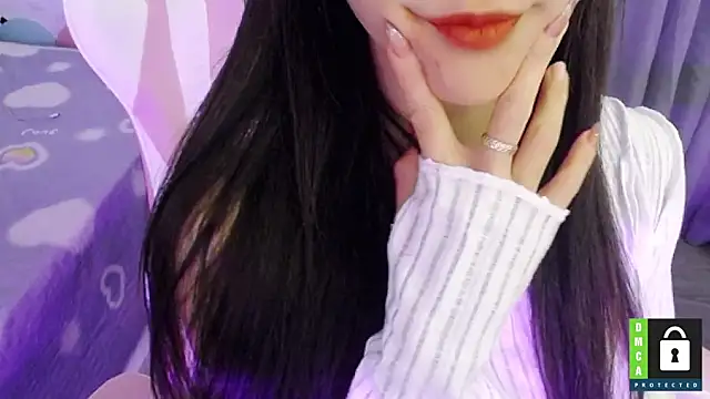 Snapshot of San___San chatting on February 2025 02:44:02 PM San San online show from February 2025 02:44:02 PM