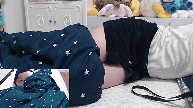 Snapshot of Kakushi_dori chatting on January 2025 09:33:02 AM Kakushi dori online show from January 2025 09:33:02 AM