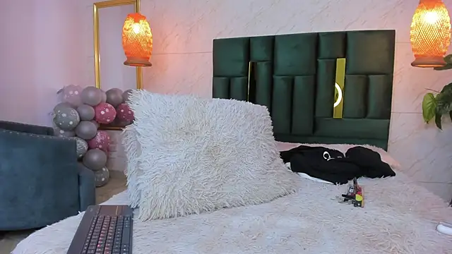 Levy Steve online show from October 2025 04:04:01 AM