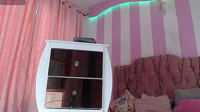 Snapshot of zaleya_mateus chatting on September 2025 02:31:02 PM zaleya mateus online show from September 2025 02:31:02 PM