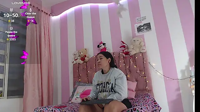 Snapshot of zaleya_mateus chatting on November 2025 11:02:02 AM zaleya mateus online show from November 2025 11:02:02 AM