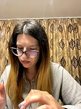 NadiraNoor online show from October 2025 04:41:02 PM