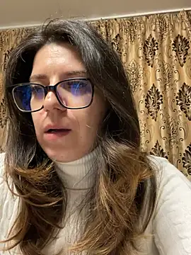 NadiraNoor online show from May 2026 04:53:02 AM