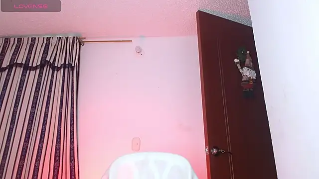 Amber Smith 86 online show from November 2025 02:28:01 PM