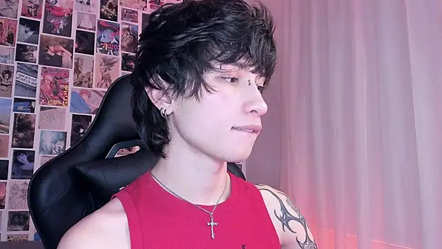 Snapshot of liamelf chatting on January 2025 06:13:02 AM liamelf online show from January 2025 06:13:02 AM