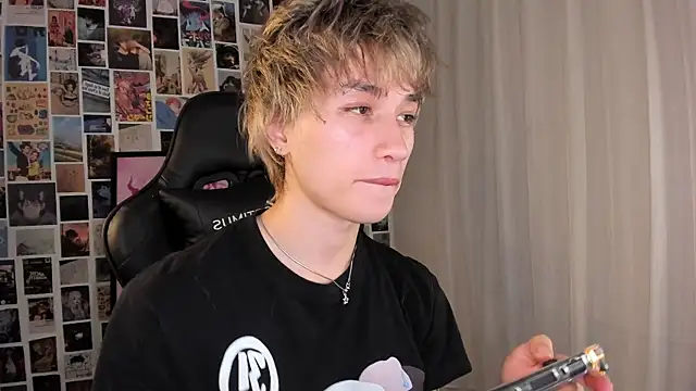 liamelf online show from May 2026 04:17:02 AM