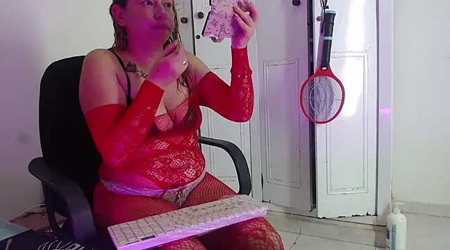 Snapshot of Chanel_87xxx chatting on February 2025 12:39:01 PM Chanel 87xxx online show from February 2025 12:39:01 PM