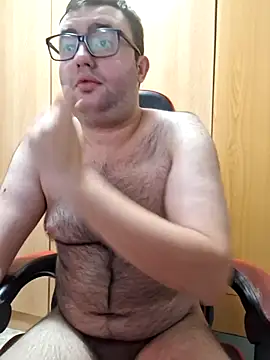 Javier bear online show from May 2026 09:16:01 PM