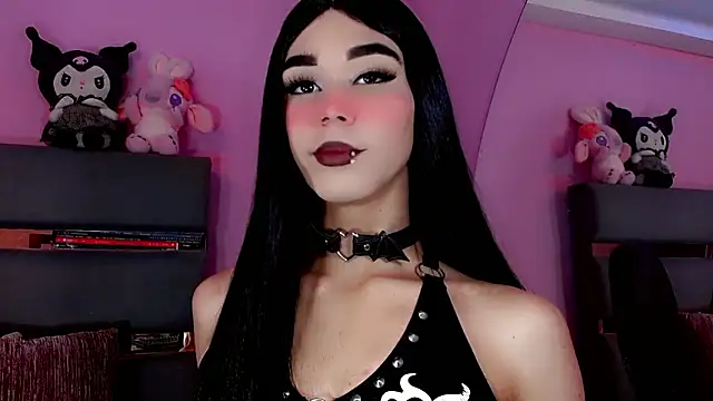 Snapshot of kimMaddiee chatting on December 2024 08:33:01 PM kimMaddiee online show from December 2024 08:33:01 PM