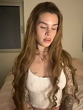 EmiliaCatalina online show from May 2026 12:59:02 AM