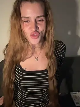 EmiliaCatalina online show from June 2026 12:05:02 AM