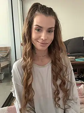 EmiliaCatalina online show from July 2026 05:54:01 PM