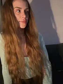 EmiliaCatalina online show from July 2026 01:04:02 AM