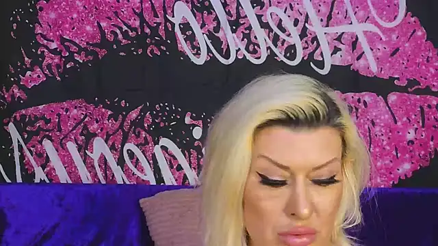 Snapshot of HurleyConor chatting on February 2026 08:16:02 AM HurleyConor online show from February 2026 08:16:02 AM