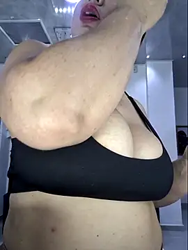 laura bassi online show from November 2025 03:16:01 AM