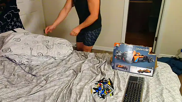 Snapshot of zack_Fisher chatting on February 2025 01:56:01 AM zack Fisher online show from February 2025 01:56:01 AM