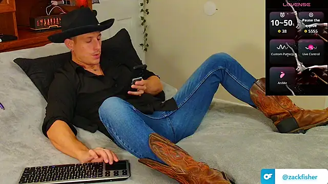 Snapshot of zack_Fisher chatting on September 2025 10:01:02 PM zack Fisher online show from September 2025 10:01:02 PM