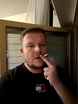 Snapshot of titovilan_PL chatting on January 2025 01:18:02 AM titovilan PL online show from January 2025 01:18:02 AM