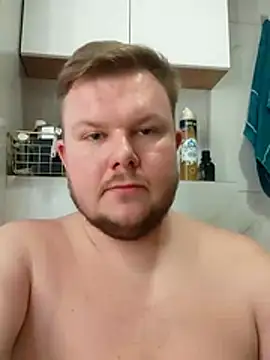 titovilan PL online show from March 2026 03:25:01 AM