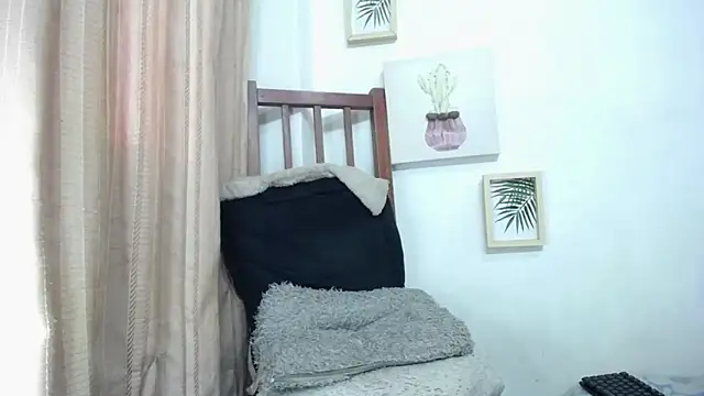 candyladyboy online show from February 2025 09:49:01 PM