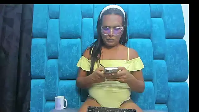 Snapshot of monsterdick_22cm chatting on March 2025 01:04:02 AM monsterdick 22cm online show from March 2025 01:04:02 AM