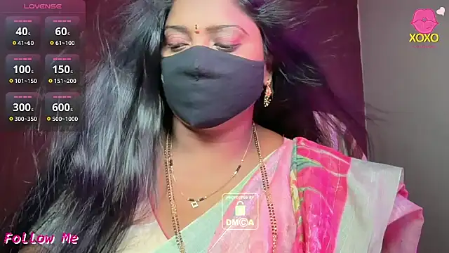 Snapshot of vani-09 chatting on April 2026 05:04:02 PM vani-09 online show from April 2026 05:04:02 PM