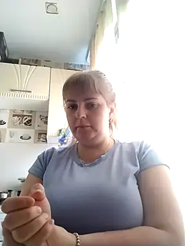 Lady nice cat online show from September 2025 07:43:01 AM