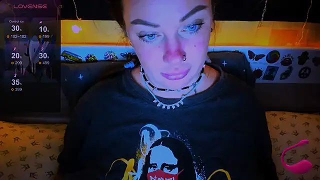 EllieOz online show from February 2025 03:58:02 PM