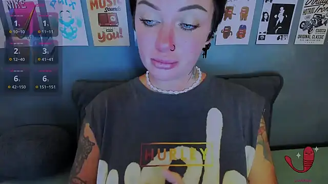 EllieOz online show from July 2026 06:20:01 PM