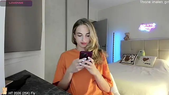Miss Aliannaa online show from July 2026 08:19:01 PM