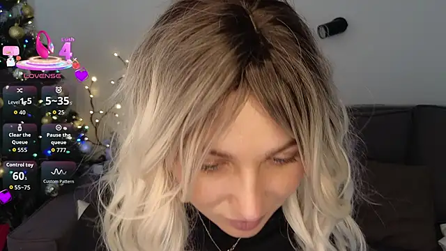 Yoda21 online show from December 2025 12:42:02 PM