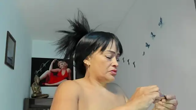seleneh online show from May 2026 08:58:02 PM
