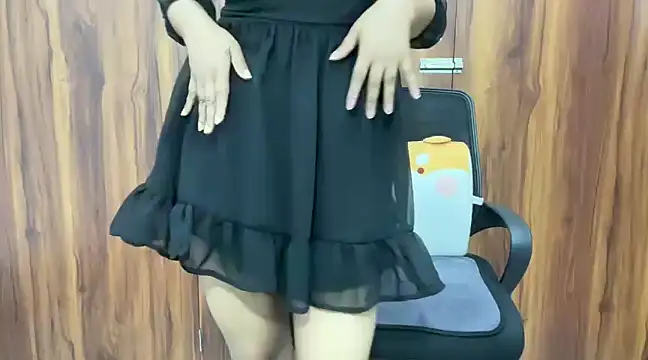 Snapshot of julie_08 chatting on March 2025 08:39:01 AM julie 08 online show from March 2025 08:39:01 AM