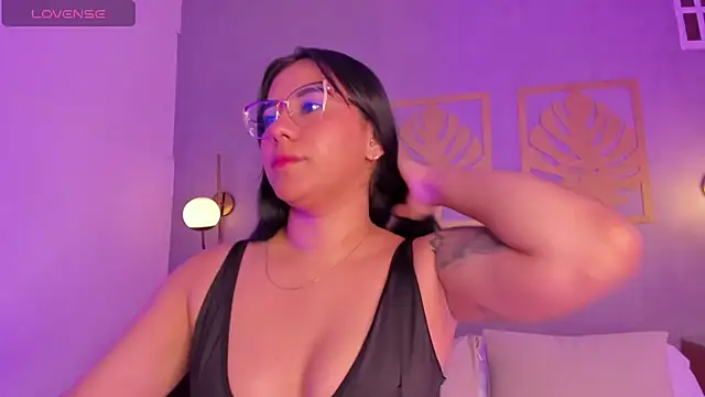 majo rosse  online show from May 2026 07:12:01 PM