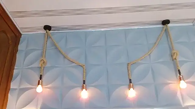 Snapshot of VeronicaRobles chatting on December 2024 11:05:01 PM VeronicaRobles online show from December 2024 11:05:01 PM