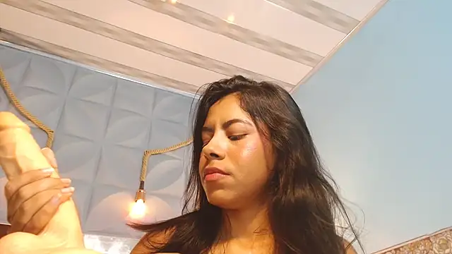 Snapshot of VeronicaRobles chatting on January 2025 08:32:02 PM VeronicaRobles online show from January 2025 08:32:02 PM